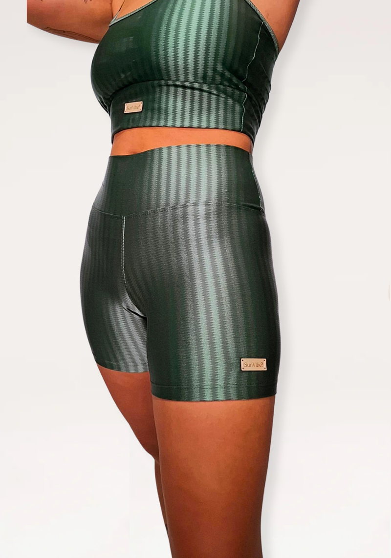 Shorts Vibe Verde Cintura Alta 3D