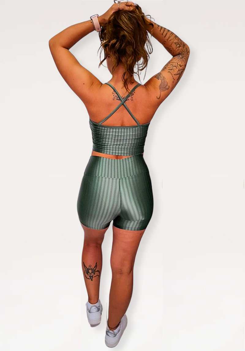 Shorts Vibe Verde Cintura Alta 3D