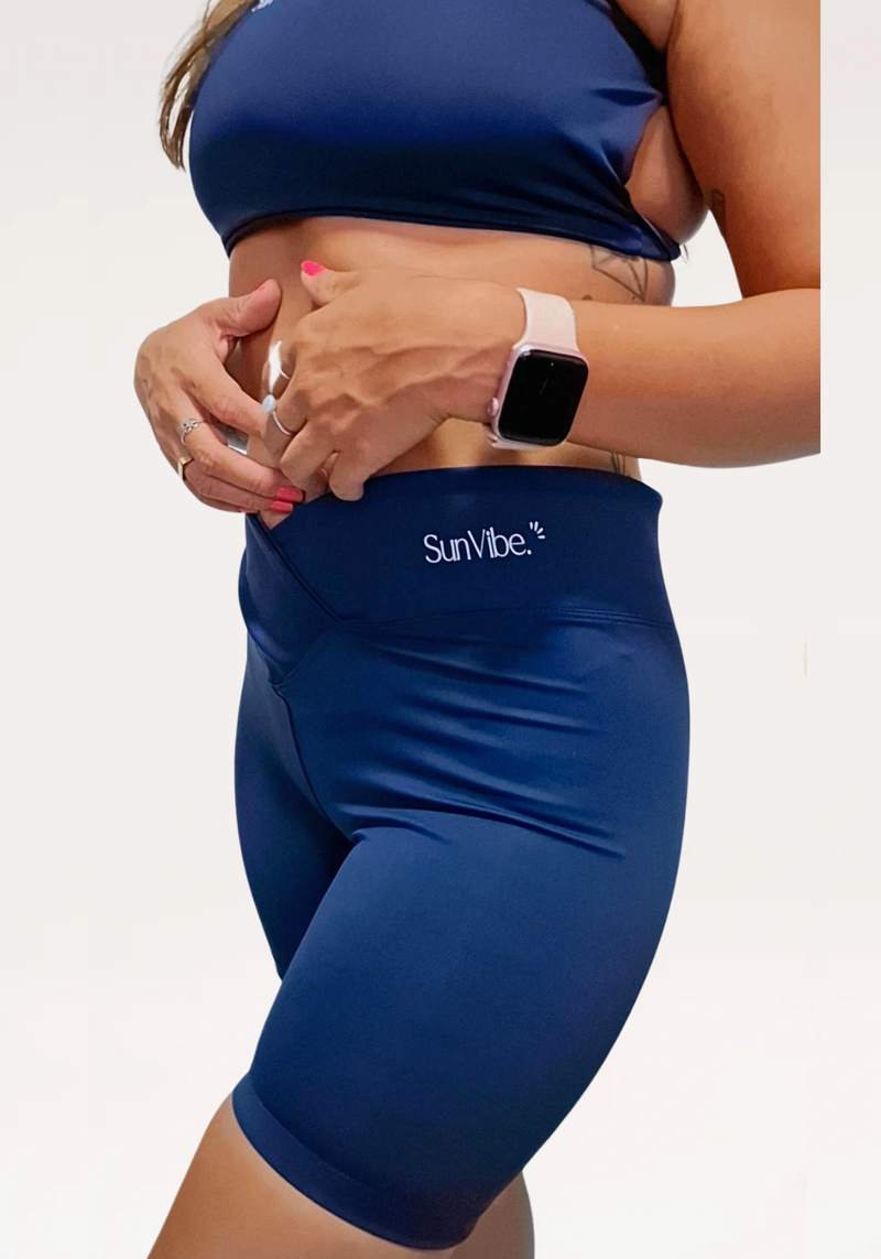 Shorts Vibe Cintura Alta Em V Azul Royal