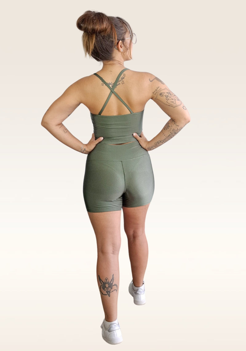 Short Vibe Cintura Alta - Verde Militar